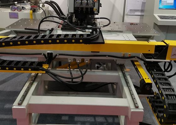 高精度自動CNC金属シートパンシング 掘削とマーク機械 金属プレートホールパンシング機器