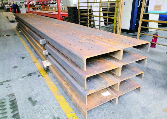 縦型ビーム加工機 ライン3軸 マニュアルまたは自動オプション CNCプレートパンチングマシンおよびサーボモーター送り
