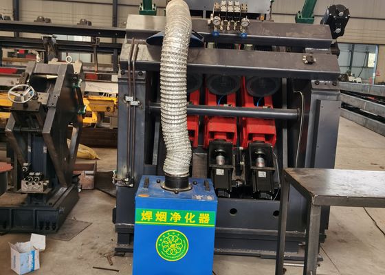 CNCアングルラインマシン JNC2532 と JNC2532G コーナー鉄塔産業における全般的なCNC運動と精密な穴掘りのために