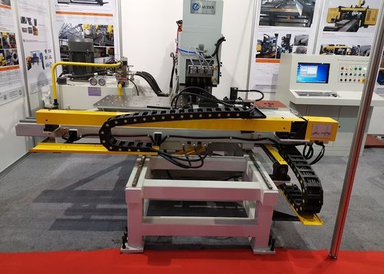 3.2×3×1.9m 全体寸法 CNC プレートパンチングマーキングおよびドリルマシン 3 ダイステーション