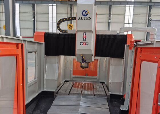 自動工具交換CNCフランジ金属板シート穴あけ機 80mm 穴あけ径