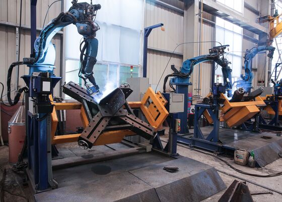 送電塔のベースを溶接する Cncタワーの使用 足の溶接ロボット 2pcsワークテーブル