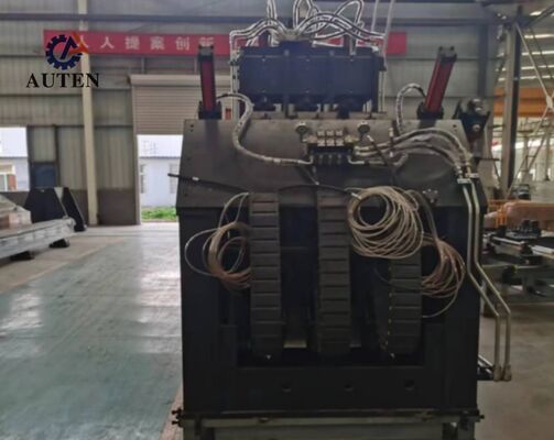 9 軸 CNC 角掘削機 空気原子化 乾燥内部冷却