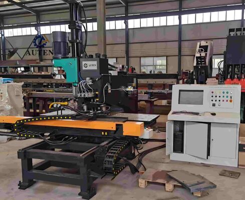 CAD/CAM統合による高効率CNCプレートパンチングマーキングドリル加工機